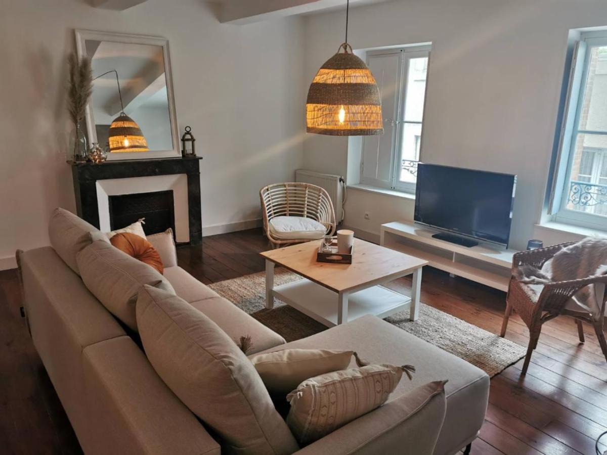 Santocha : Appartement En Plein Coeur De Ville ! Carcassonne Exteriör bild
