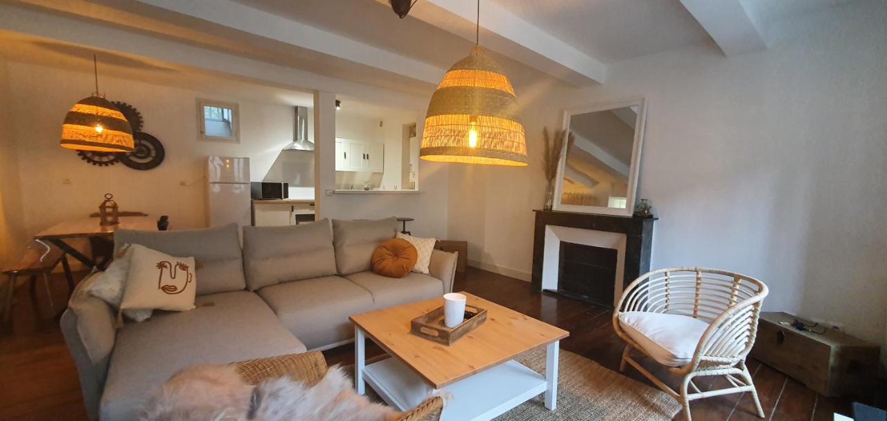 Santocha : Appartement En Plein Coeur De Ville ! Carcassonne Exteriör bild