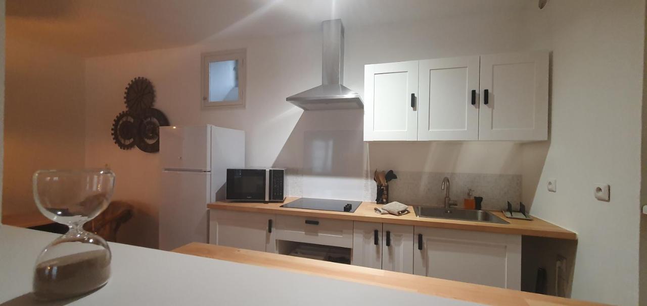 Santocha : Appartement En Plein Coeur De Ville ! Carcassonne Exteriör bild